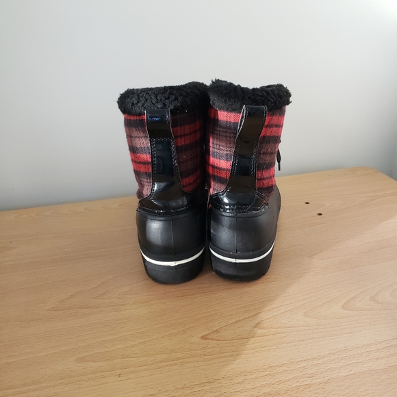 3M Thinsulate boot women's size 9. - Picture 3 of 10